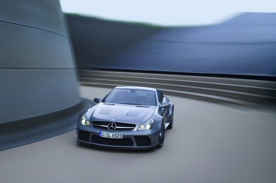  Mercedes-Benz SL65 AMG Black Series 2009 года  (фото 11 из 45)